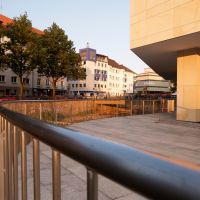 Das Geländer am neuen Rathaus der Stadt Hagen an der Volme